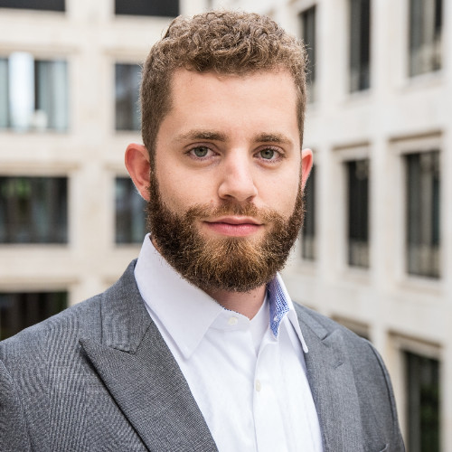 Dr. Fabian Woebbeking